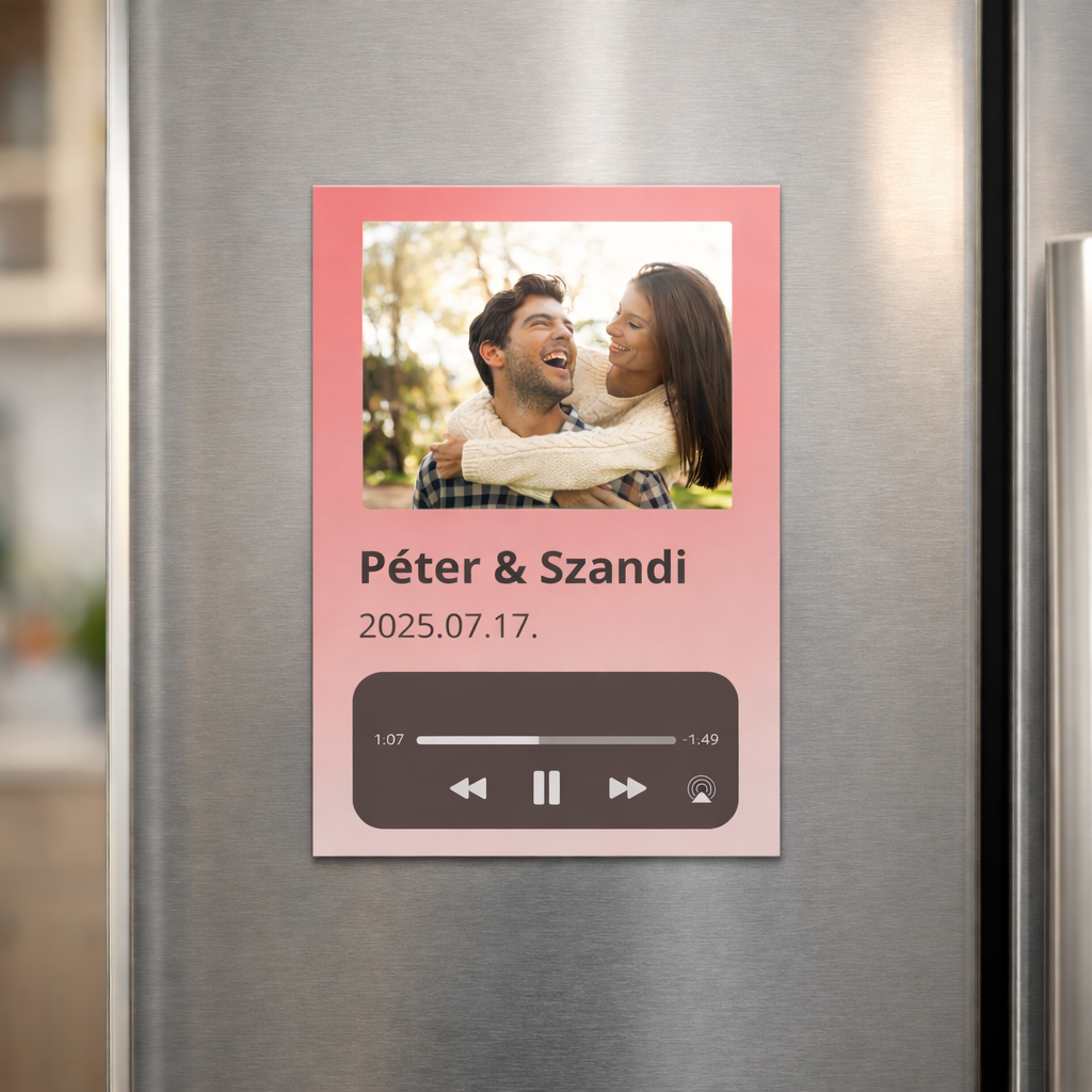 Zenelejátszó stílusú hűtőmágnes - saját fényképpel és felirattal