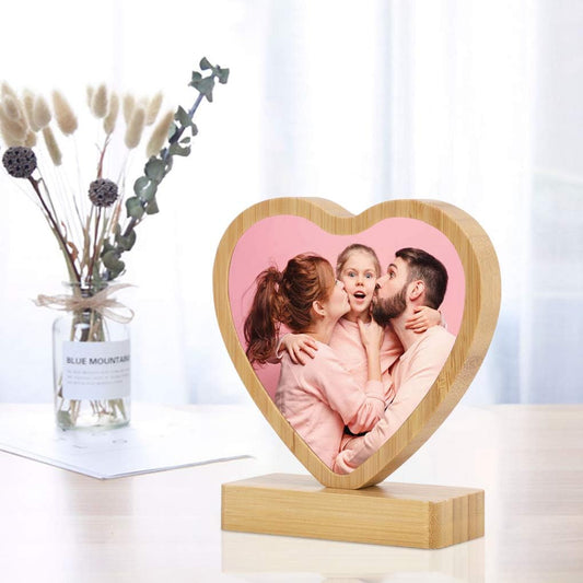 Szív alakú bambusz képkeret saját fotóval